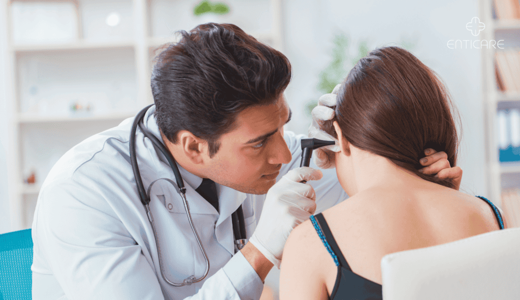 enticare-doctor-checking-ear