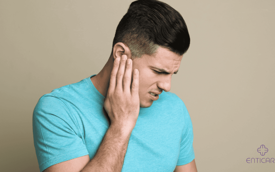 enticare-man-suffering-from-ear-pain