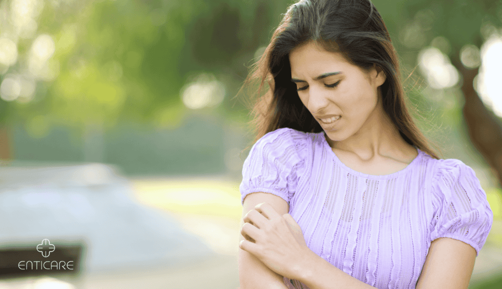 enticare-woman-outside