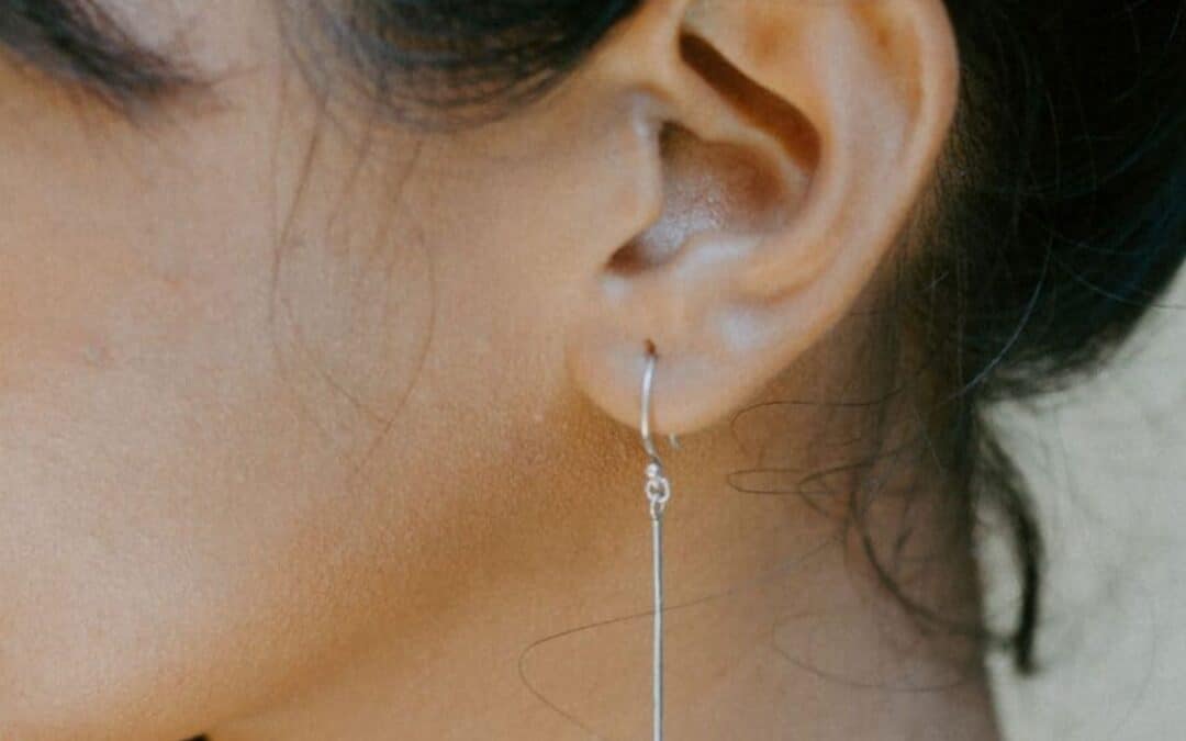 How to Deal with an Insect in Your Ear 